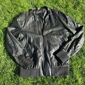 Black Leather jacket with worn look 

Sweaters•Hoodies•Pants•Shirts•Shoes•Tops